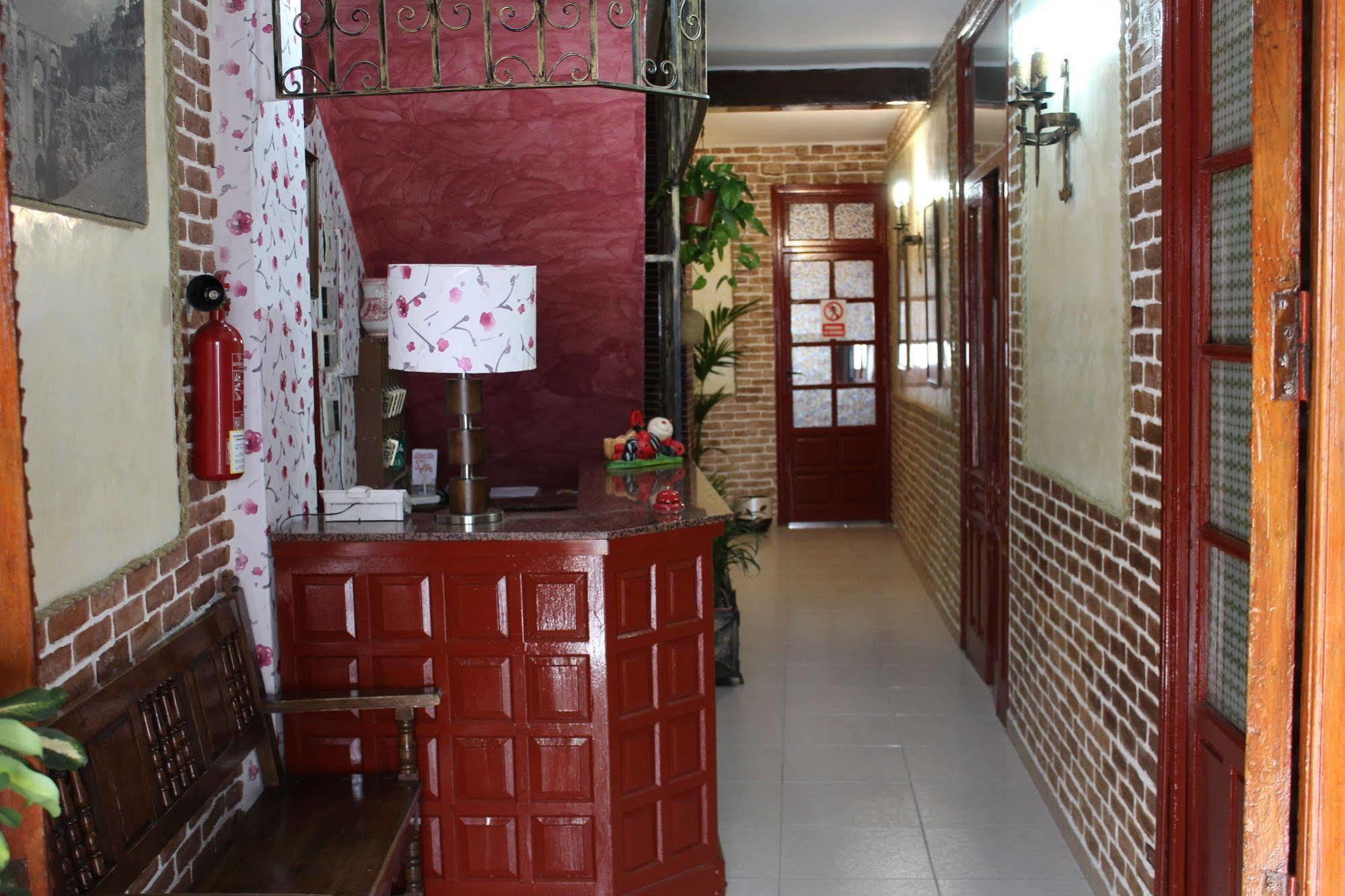 Hostal Dona Carmen Ronda Exterior foto
