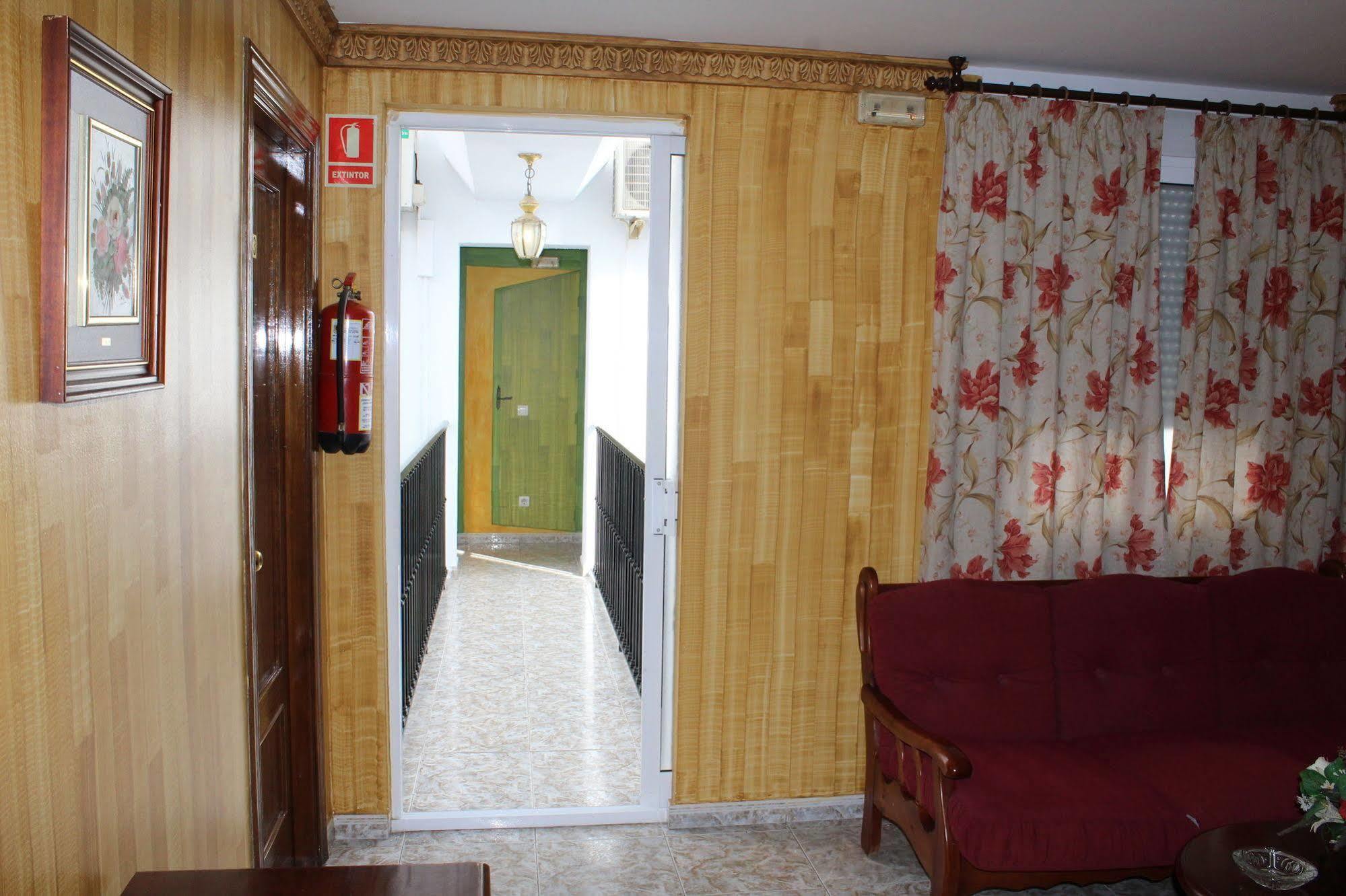 Hostal Dona Carmen Ronda Exterior foto